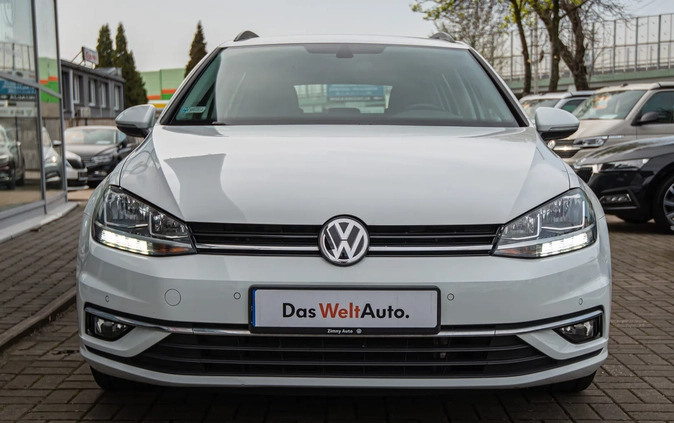 Volkswagen Golf cena 71900 przebieg: 69900, rok produkcji 2019 z Dęblin małe 562